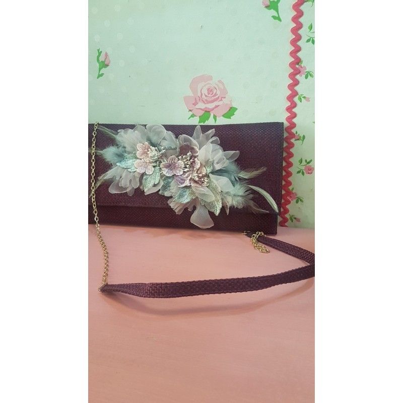 CARTERA MORADA INVITADA PERFECTA